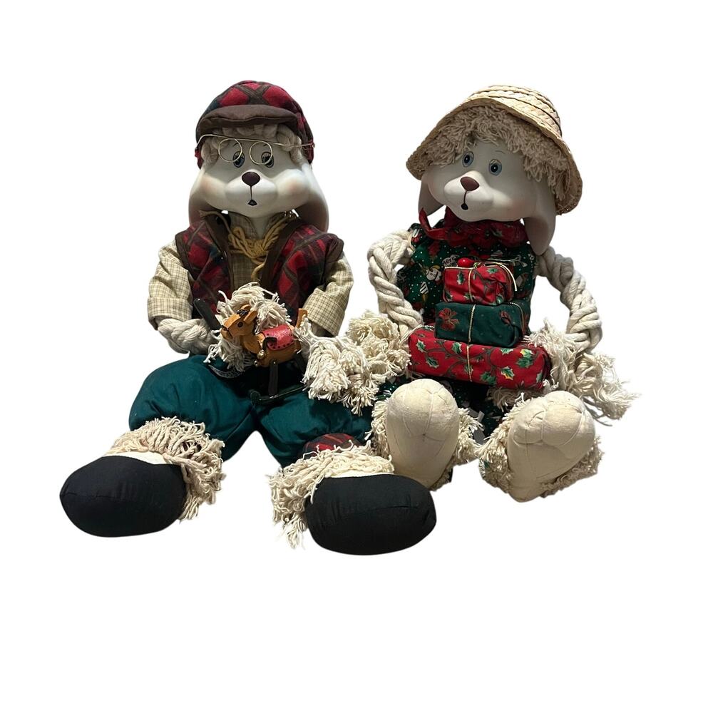 House of Lloyd Christmas Hip & Hop Porcelain Rope Bunny Couple